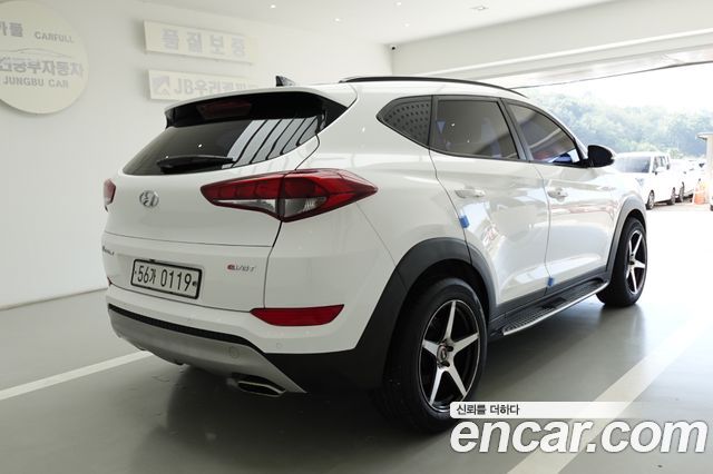 Hyundai Tucson 2017 — photo 3