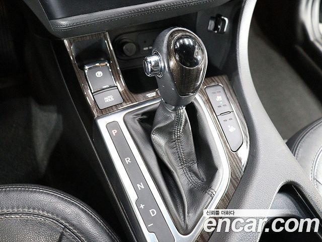 Kia K5 2013 — photo 8