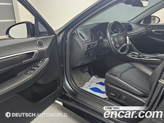Hyundai Sonata 2023 — photo 11