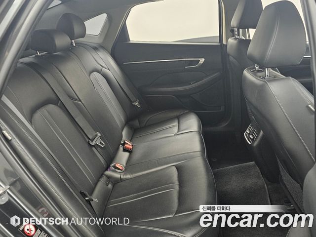 Hyundai Sonata 2023 — photo 12