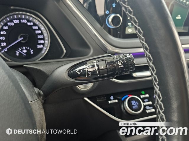 Hyundai Sonata 2023 — photo 16