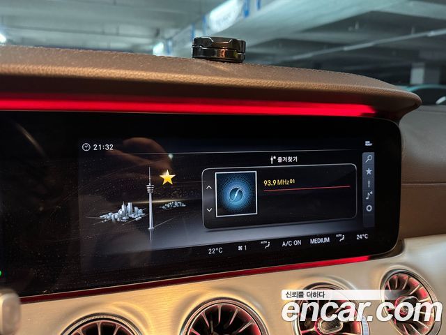 Mercedes-Benz CLS-Class 2019 — photo 10