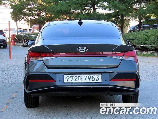Hyundai AVANTE 2024 — photo 4