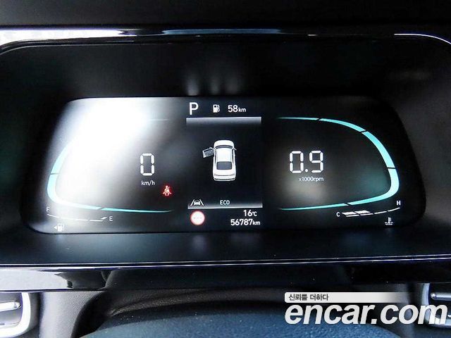 Hyundai AVANTE 2024 — photo 9