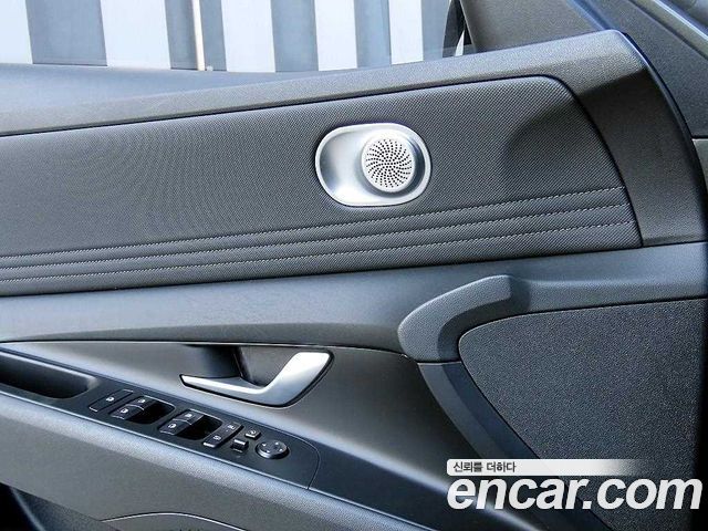 Hyundai AVANTE 2024 — photo 11