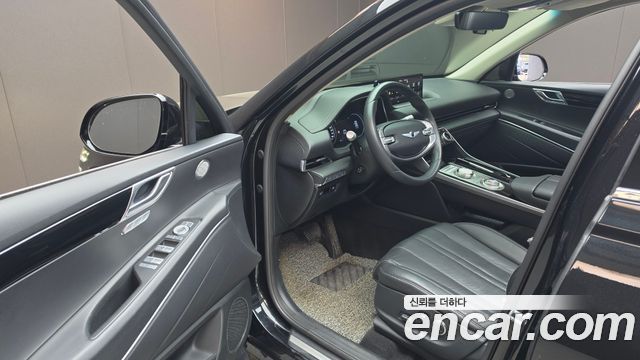 Genesis GV80 2023 — photo 13