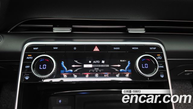 Genesis GV80 2023 — photo 24