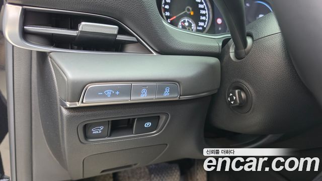 Genesis GV80 2023 — photo 29
