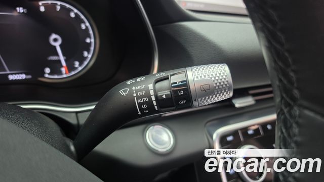 Genesis GV80 2023 — photo 30