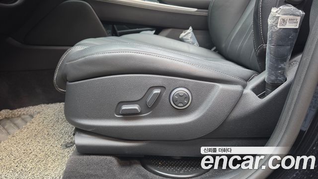 Genesis GV80 2023 — photo 34