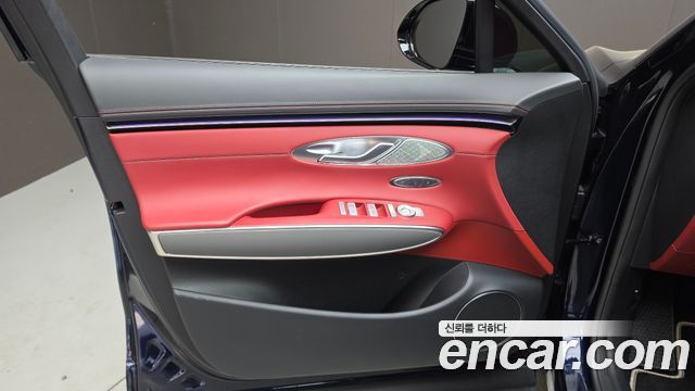 Genesis GV70 2025 — photo 14