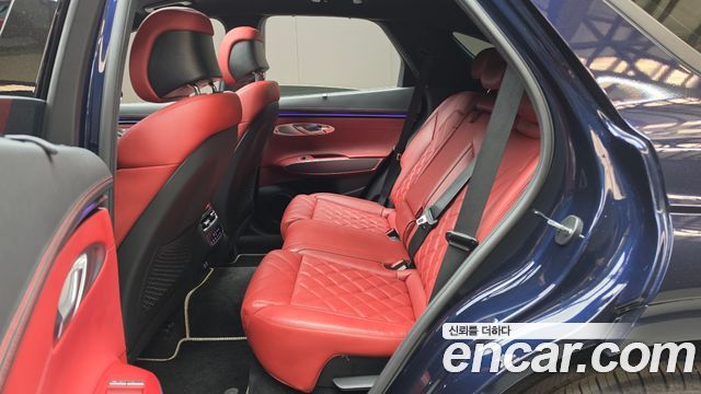 Genesis GV70 2025 — photo 16