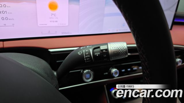 Genesis GV70 2025 — photo 30