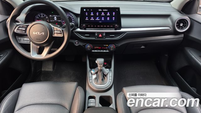 Kia K3 2023 — photo 10