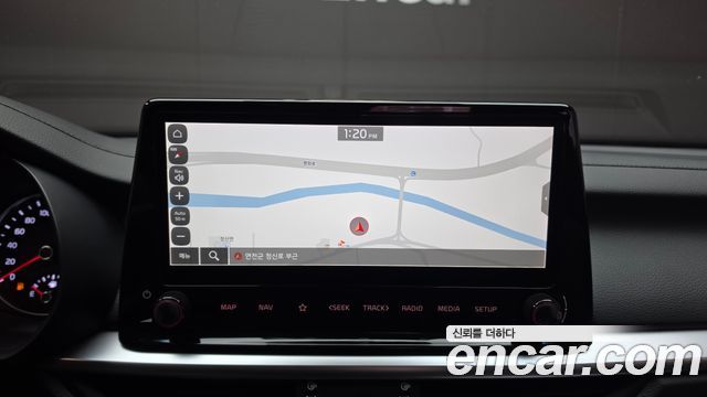 Kia K3 2023 — photo 20