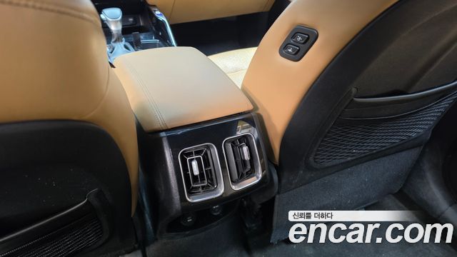 Kia Sorento 2022 — photo 32