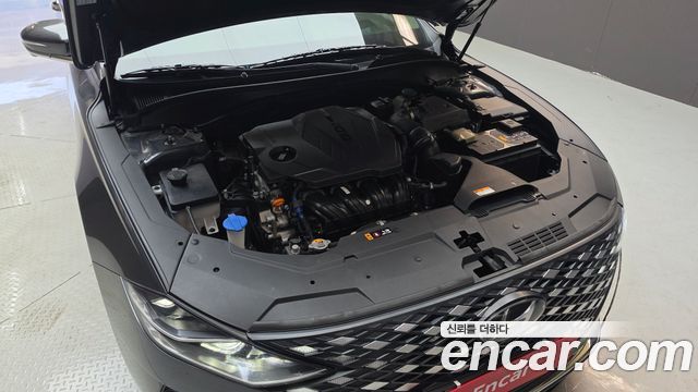 Hyundai Grandeur 2023 — photo 6