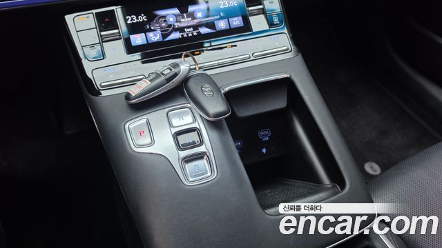 Hyundai Grandeur 2023 — photo 12