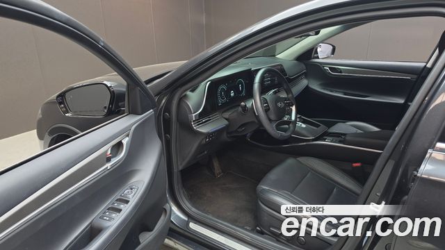 Hyundai Grandeur 2023 — photo 13