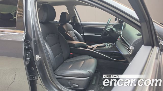 Hyundai Grandeur 2023 — photo 18