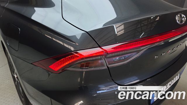 Hyundai Grandeur 2023 — photo 9