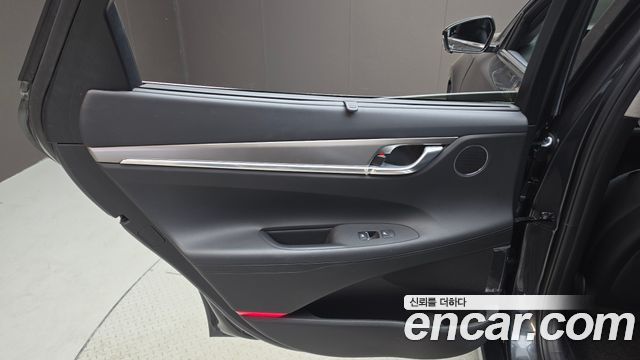 Hyundai Grandeur 2023 — photo 15