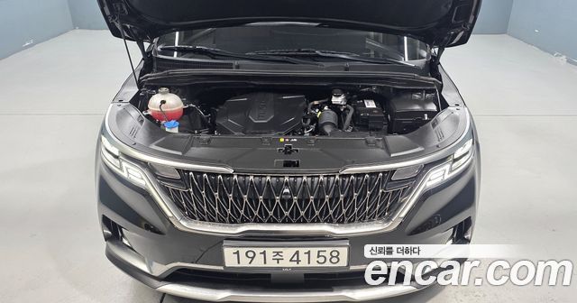 Kia Canival 2022 — photo 6