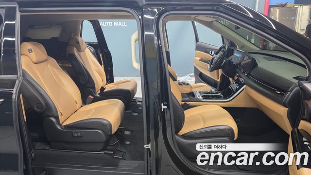 Kia Canival 2022 — photo 11