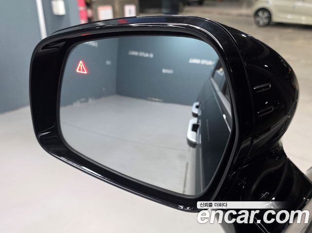 Kia Canival 2022 — photo 19