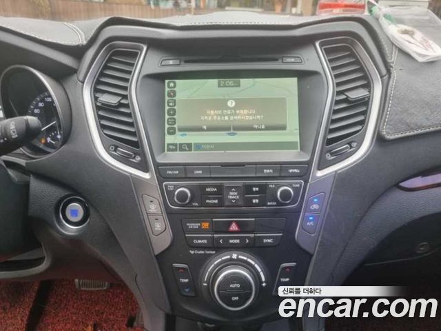 Hyundai Santafe 2016 — photo 15