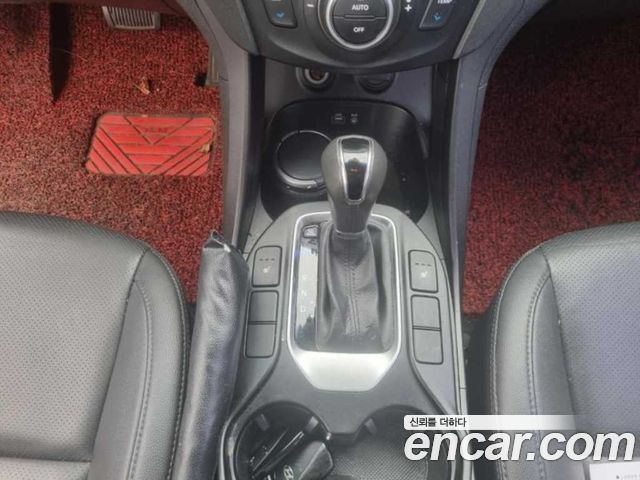 Hyundai Santafe 2016 — photo 16