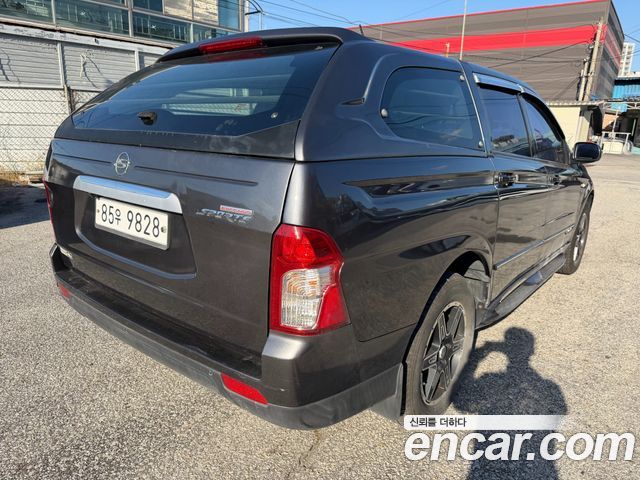 KG Mobility KORANDO 2013 — photo 2
