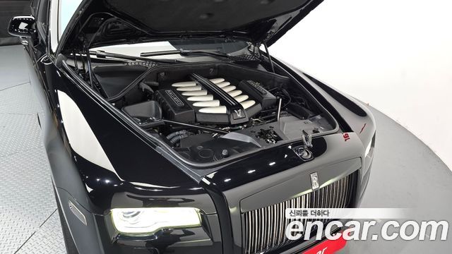 Rolls-Royce Ghost 2017 — photo 6