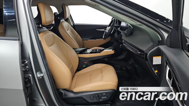 Kia EV6 2022 — photo 17