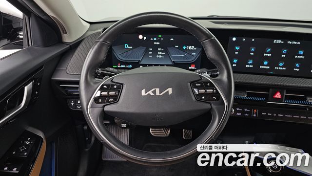 Kia EV6 2022 — photo 19
