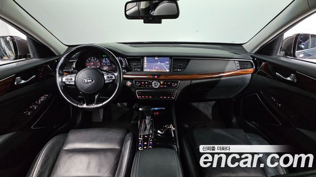 Kia K7 2016 — photo 10