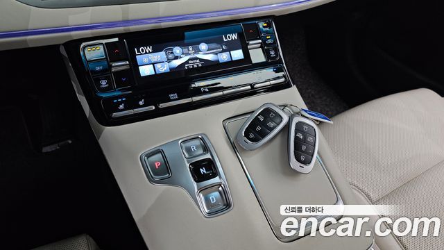 Hyundai Grandeur 2023 — photo 12