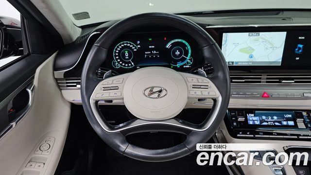 Hyundai Grandeur 2023 — photo 19
