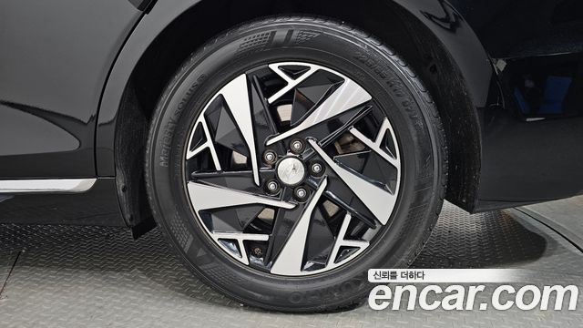 Hyundai Grandeur 2023 — photo 7