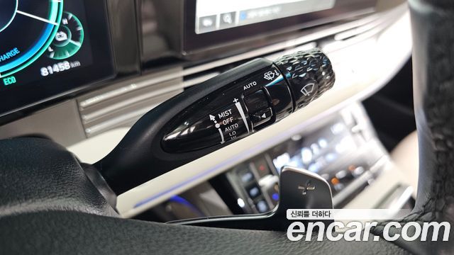 Hyundai Grandeur 2023 — photo 29