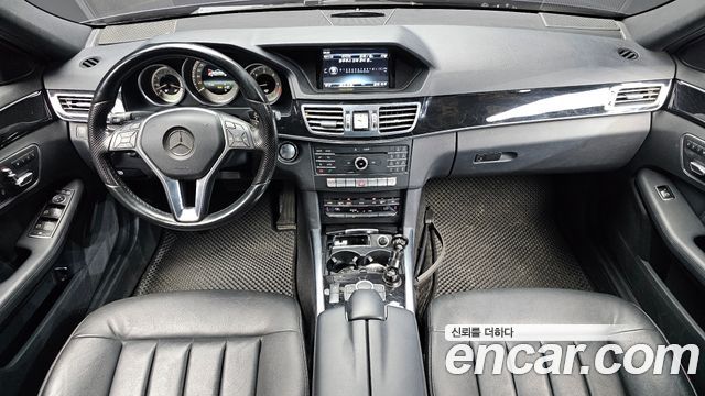 Mercedes-Benz E-Class 2016 — photo 7