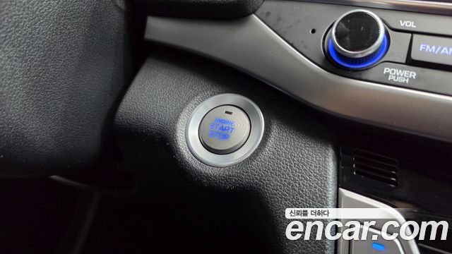 Hyundai AVANTE 2016 — photo 23