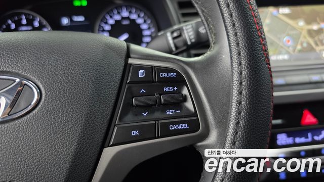 Hyundai AVANTE 2016 — photo 24