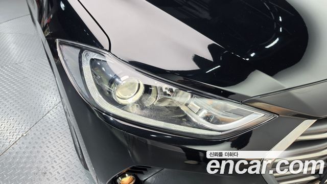 Hyundai AVANTE 2016 — photo 8