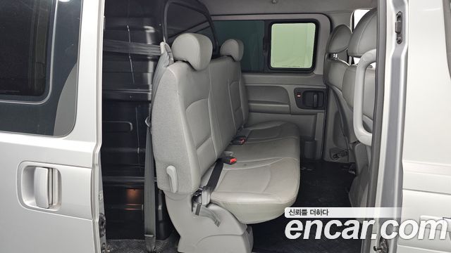 Hyundai Starex 2014 — photo 18