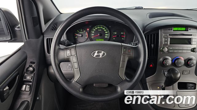 Hyundai Starex 2014 — photo 19