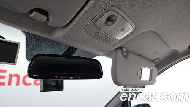 Hyundai Starex 2014 — photo 23
