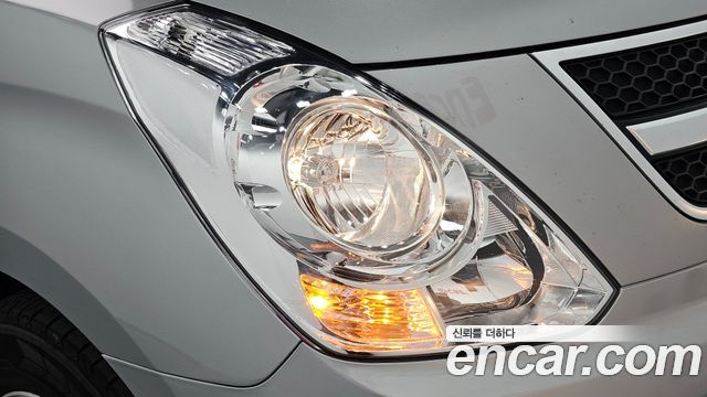 Hyundai Starex 2014 — photo 8