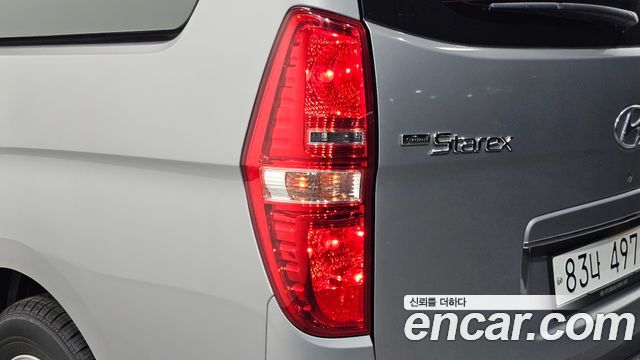 Hyundai Starex 2014 — photo 9