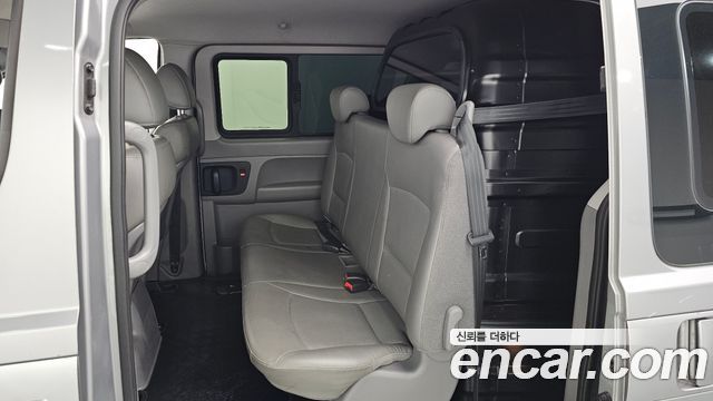 Hyundai Starex 2014 — photo 16